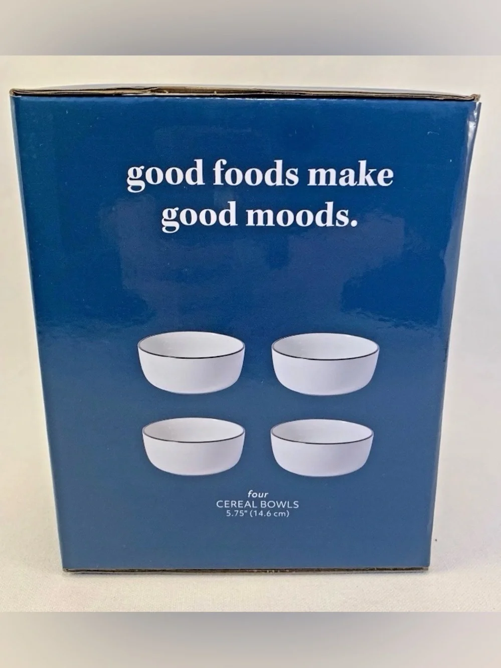 Sur La Table Cereal Bowls White Porcelain with Black Rim Set of‎ 4 NEW NIB